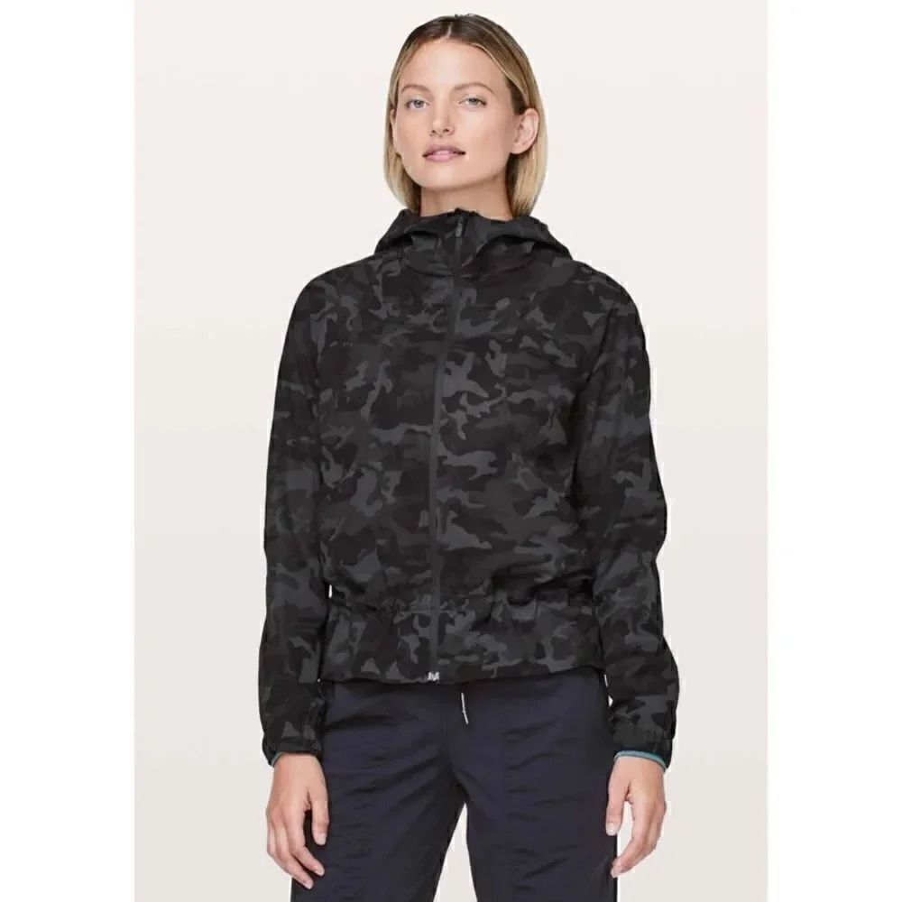 Lululemon Pack It Up Jacket
Incognito Camo Multi Grey Size 4/ Pristine